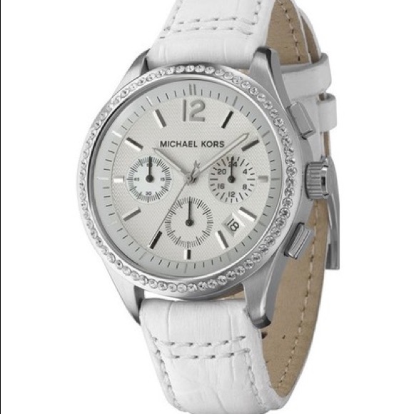 Michael Kors Leather Watch - Picture 1 of 8